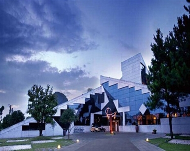 南寧廚房設(shè)備推薦案例-桂林愚自樂(lè)園現(xiàn)代藝術(shù)酒店